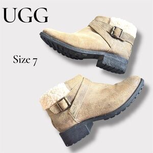 UGG Benson Ankle Boots